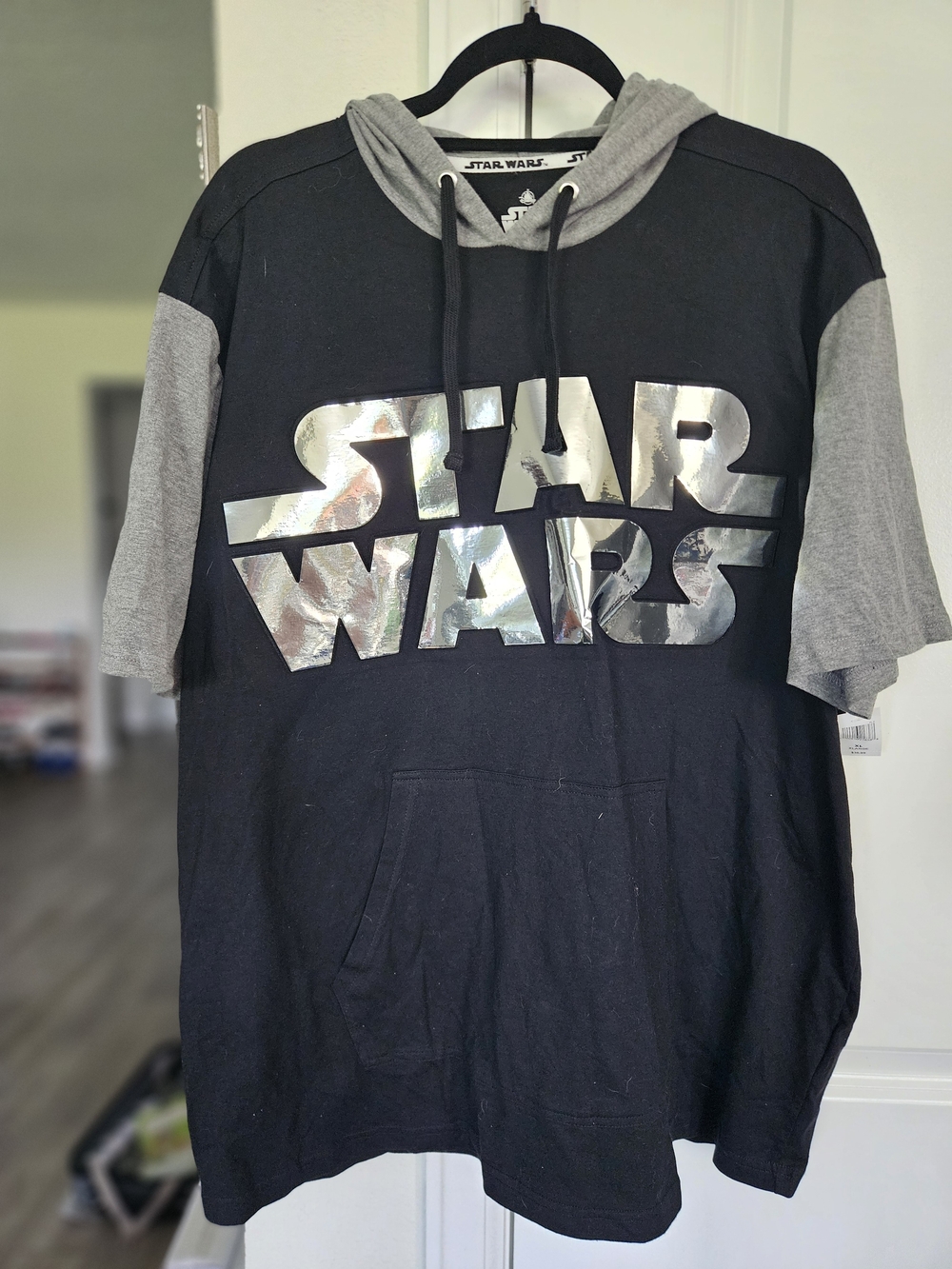 Star Wars Black & Gray Hooded Short Sleeve Sweatshirt with Metallic Logo
